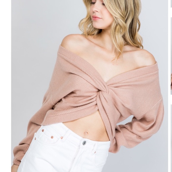 Illa Illa Reversible Twist Top - Picture 6 of 10